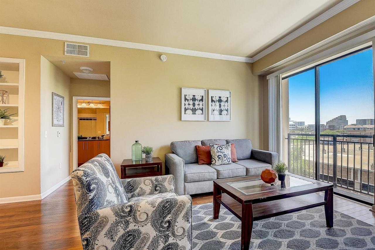 Frontdesk Oakwood Residence Apts Uptown Dallas Extérieur photo