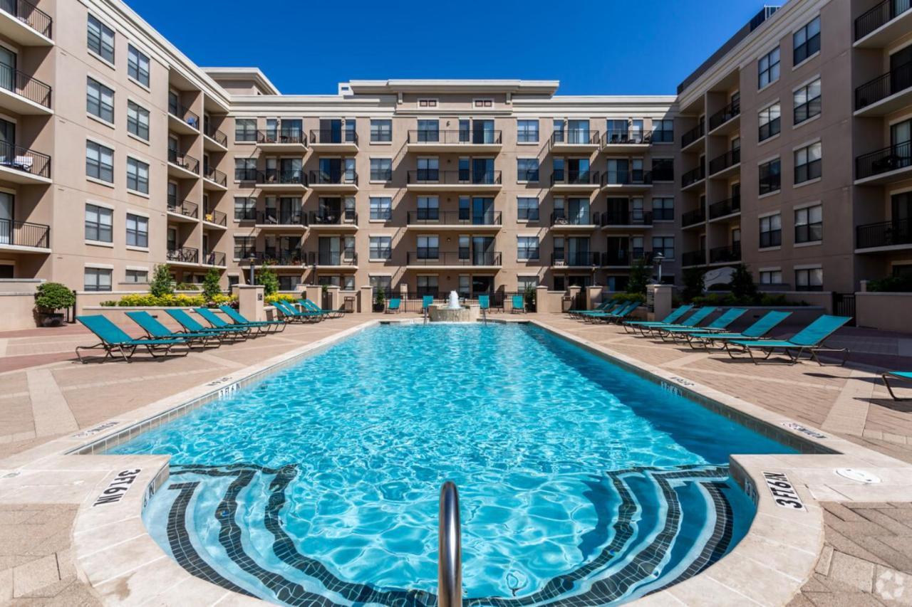 Frontdesk Oakwood Residence Apts Uptown Dallas Extérieur photo