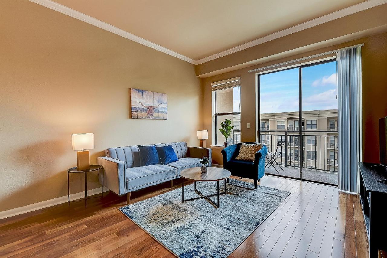 Frontdesk Oakwood Residence Apts Uptown Dallas Chambre photo