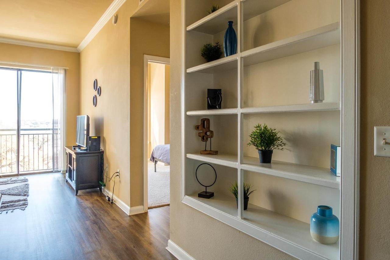Frontdesk Oakwood Residence Apts Uptown Dallas Extérieur photo