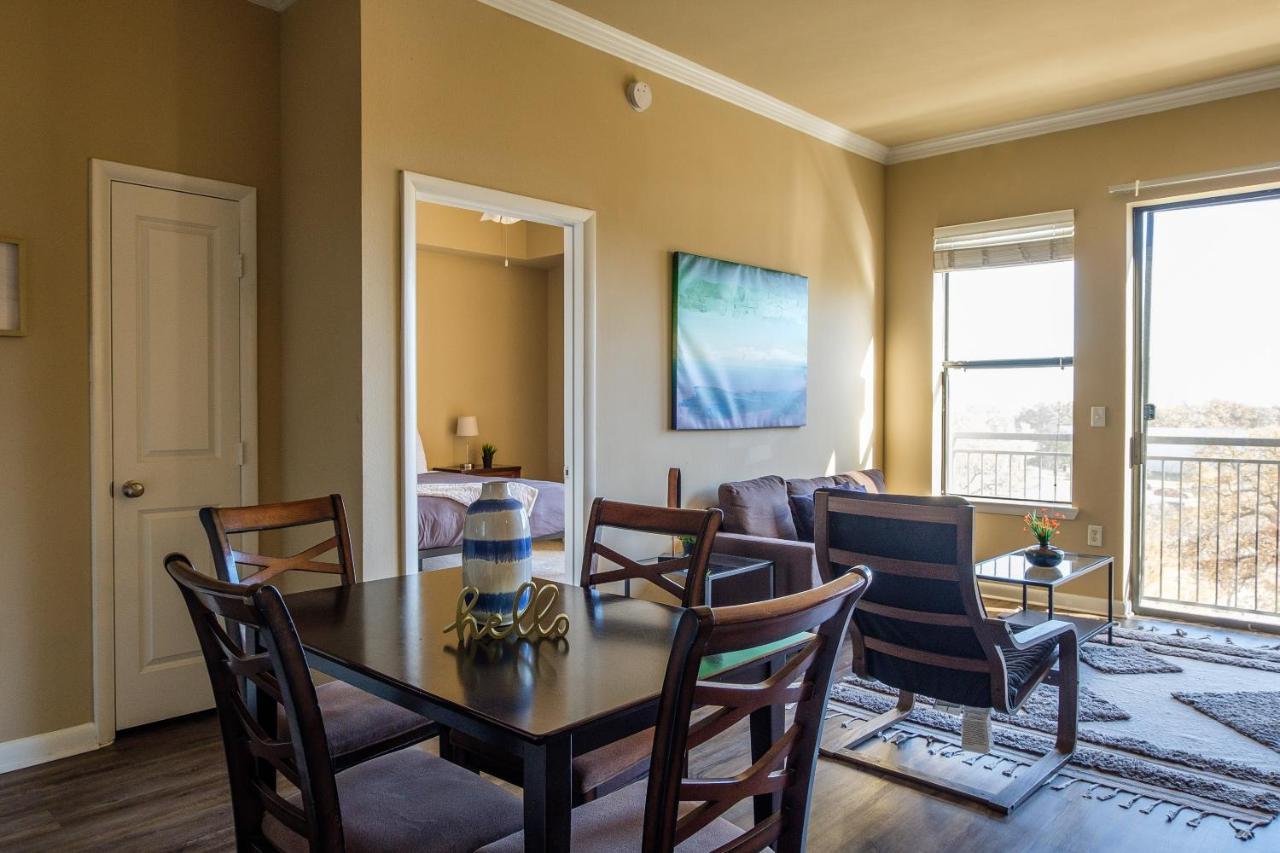 Frontdesk Oakwood Residence Apts Uptown Dallas Extérieur photo