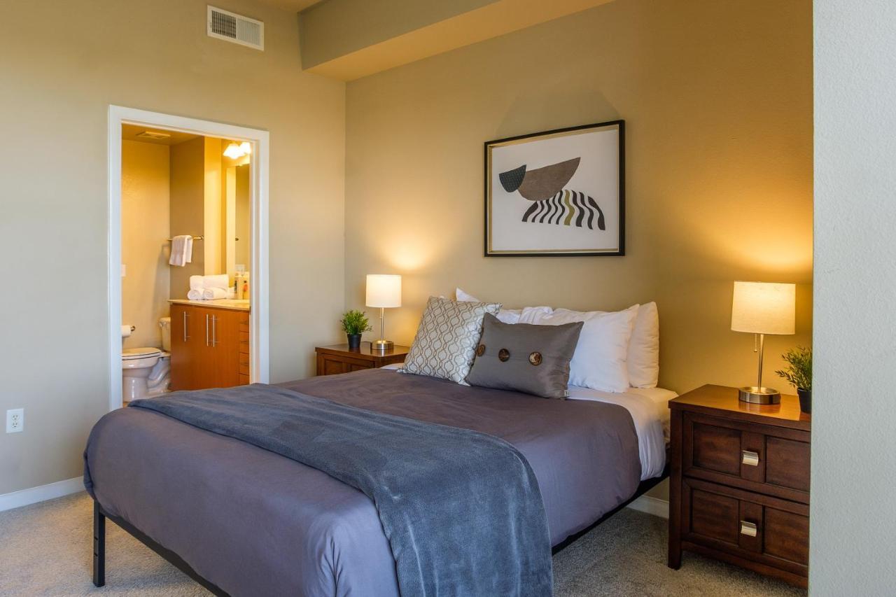 Frontdesk Oakwood Residence Apts Uptown Dallas Extérieur photo