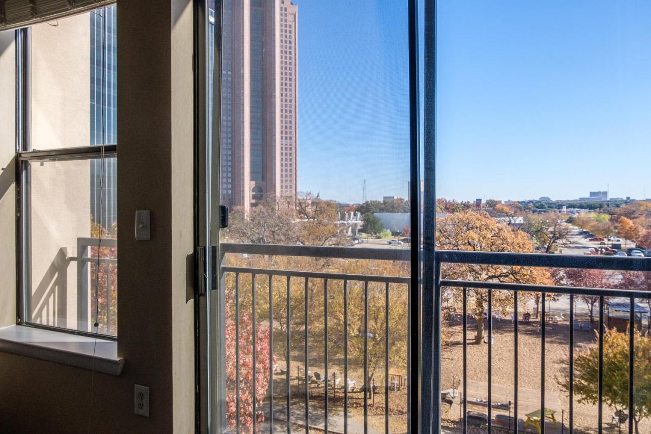 Frontdesk Oakwood Residence Apts Uptown Dallas Extérieur photo
