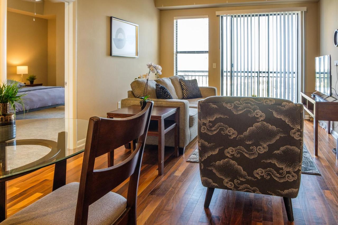 Frontdesk Oakwood Residence Apts Uptown Dallas Extérieur photo